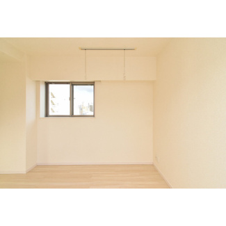  | Gramercy Nipponbashi