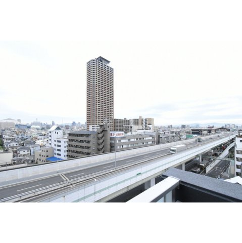 エスリード弁天町クレールの展望