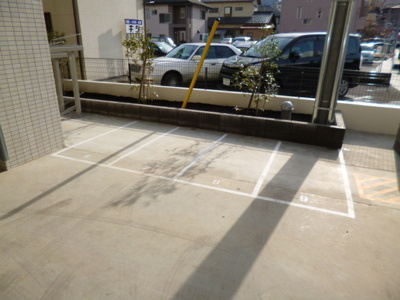 バイク置き場（有料・空き要確認）