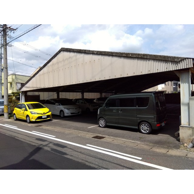 青木ガレージの外観|お問い合わせは美濃善不動産駅前店へ！