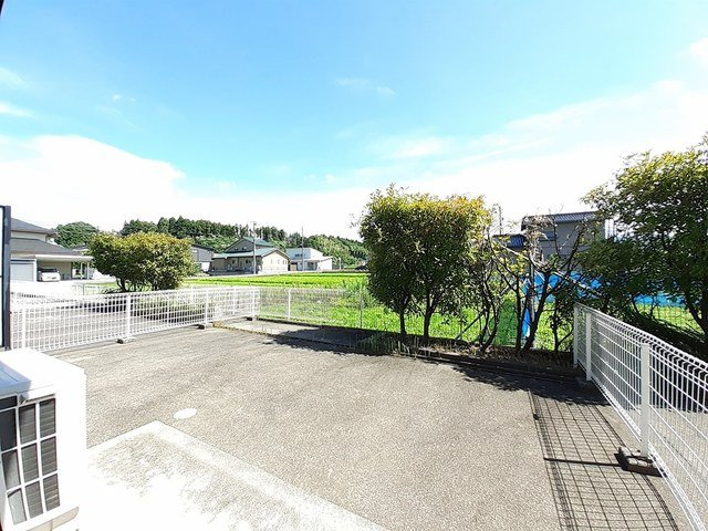 クワットの庭|簡単な家庭菜園も楽しめるお庭です