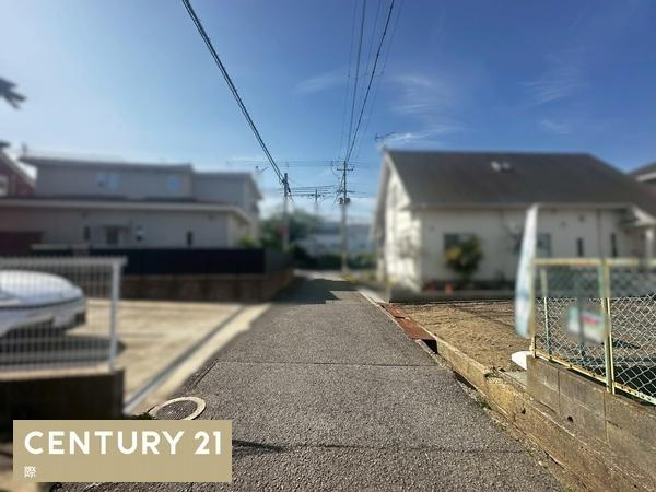 和歌山市中之島　土地の前面道路含む現地写真