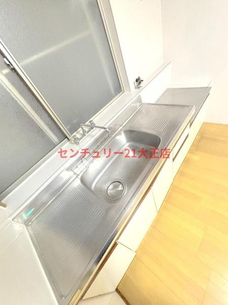 大阪市大正区平尾４丁目の賃貸マンションのキッチン