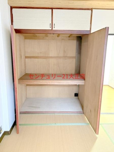大阪市大正区平尾４丁目の賃貸マンションの収納