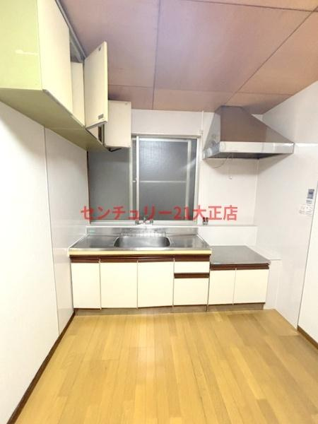 大阪市大正区平尾４丁目の賃貸マンションのキッチン