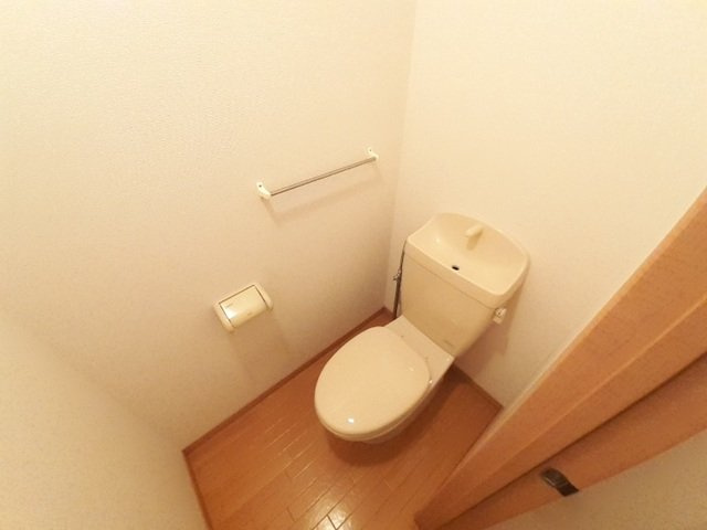 メゾンラフィネのトイレ