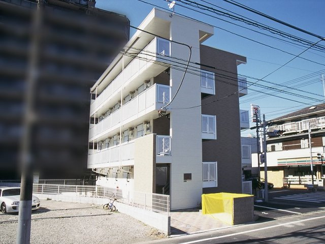 レオパレスリンデンバウムの外観