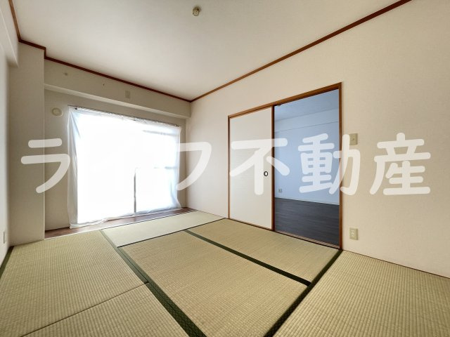 ハイツクレセントの和室|柔らかい畳が心地よい和室