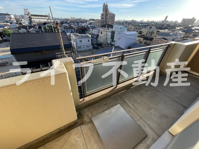 ハイツクレセントのバルコニー|バルコニー付きです