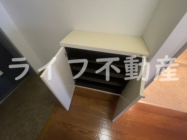 ハイツクレセントの収納|専用の収納スペースです
