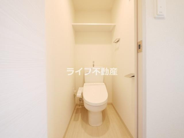 ファステート大阪城東グリッジのトイレ|シンプルで使いやすいトイレです
