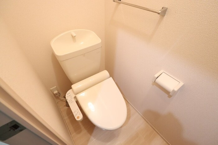 メゾン・ド・ティアラのトイレ|コンパクトで使いやすいトイレです