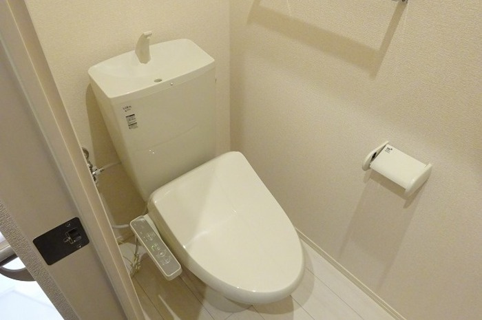 アーバンスクエアのトイレ|シンプルで使いやすいトイレです