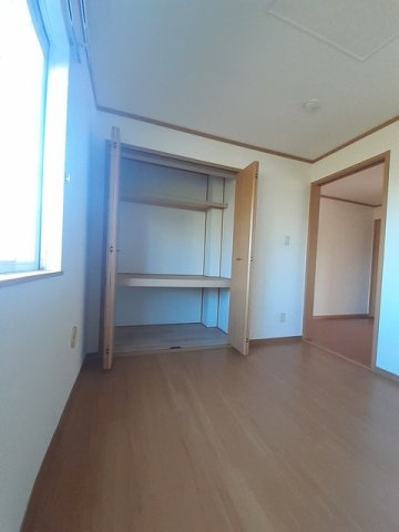 熊本市北区鶴羽田町のアパートの収納|収納豊富です