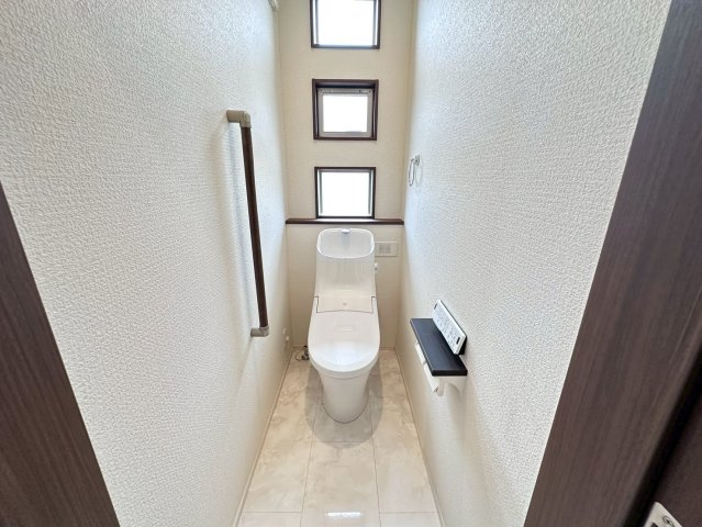 中古戸建　大垣市青柳町一丁目　令和元年築のトイレ