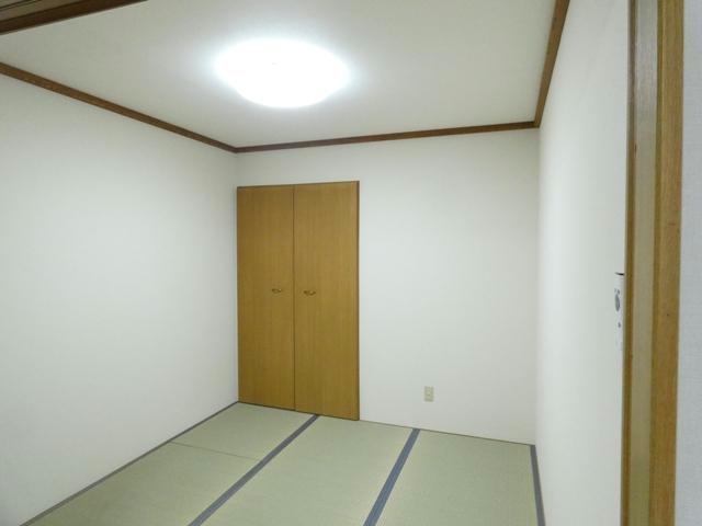 紺野マンション１（光和）の居間・リビング