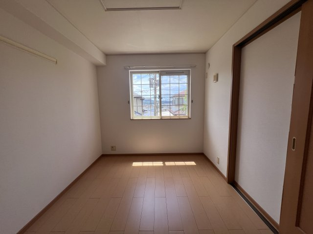 クラッセ壱番館の洋室