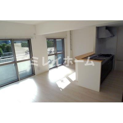 グリーンテラス久が原の居間・リビング|同建物内、別のお部屋の参考写真になります。