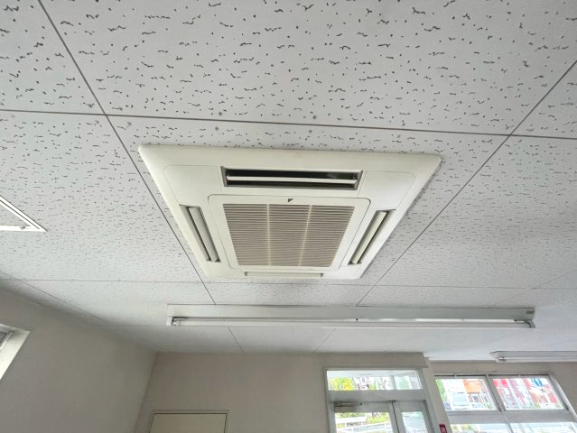 小向町字西小向事務所のその他