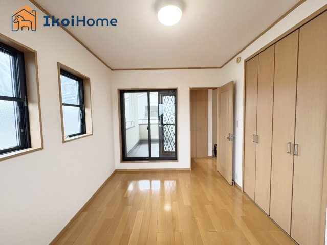 神戸市西区玉津町二ツ屋　中古戸建の収納|【ホームページに現地動画掲載中】●年中無休：当日予約可●注意。カーテン・カーテンレール付いていません