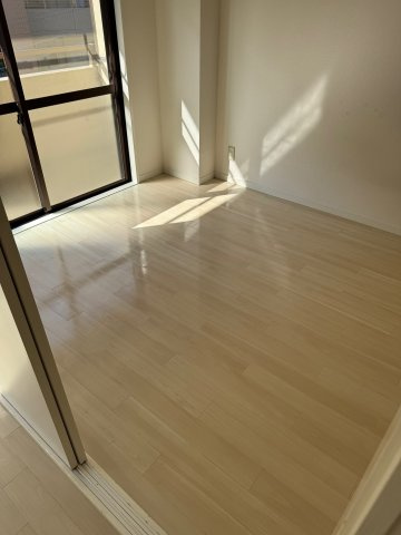 【洋室】 | クレンペトロ梶ヶ谷