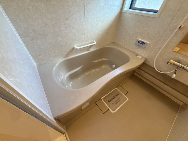 ローテローゼ自由が丘の浴室