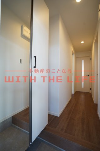 Leaf津福駅南【キャッシュバック対象物件】の玄関|落ち着いた玄関です