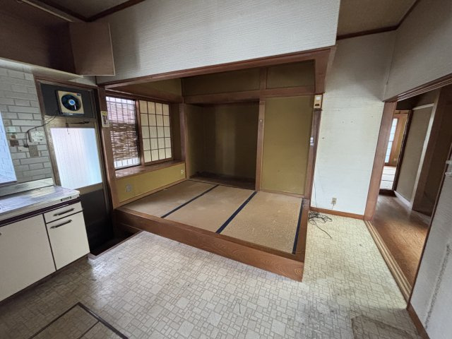 富士宮市野中売物件の居間・リビング