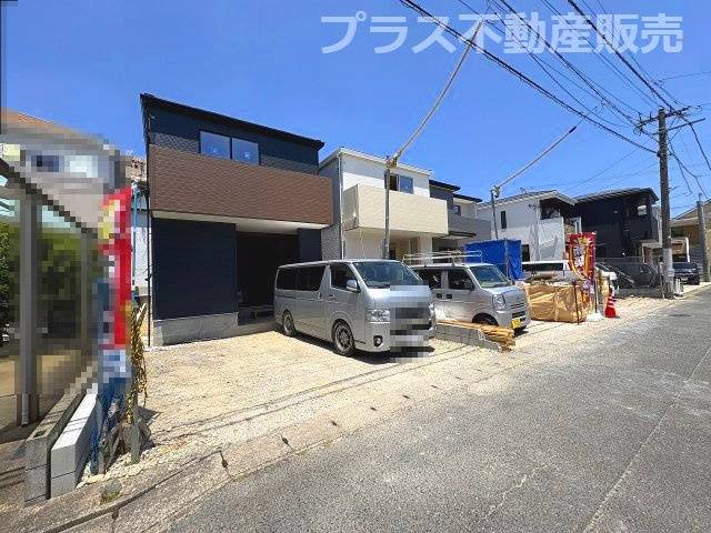 【外観】 | 福岡市南区警弥郷1丁目第4　1号棟（全3棟）【仲介手数料無料・0円】 | 現地写真。プラス不動産販売なら、現場の全ての棟をまとめてご見学頂けます。