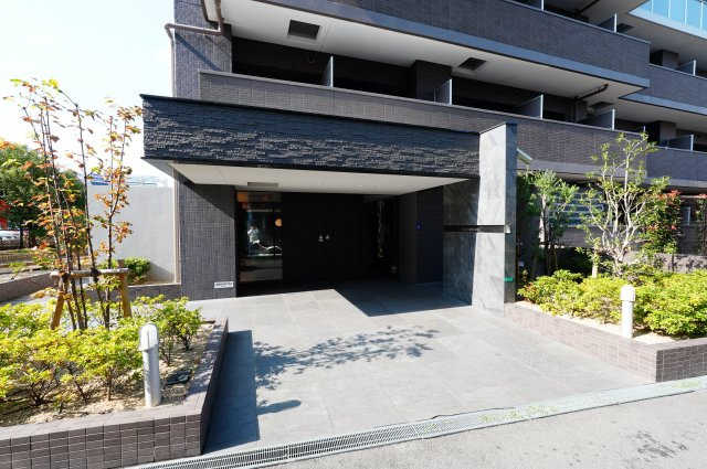 【エントランス】 | レジュールアッシュ京橋