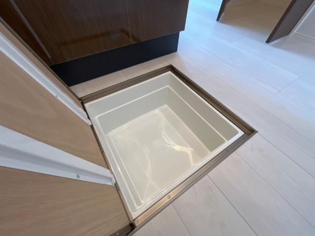 ニュークラリスのその他|床下収納