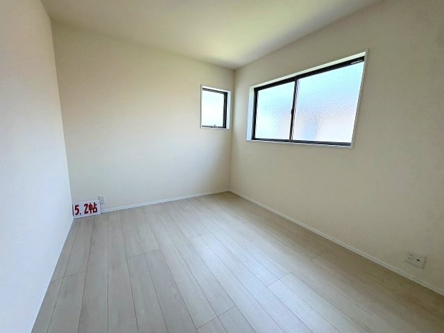 【子供部屋】 | 福岡市南区警弥郷1丁目第4　3号棟（全3棟）【仲介手数料無料・0円】 | 施工例。施工例は完成時と異なる場合があります。