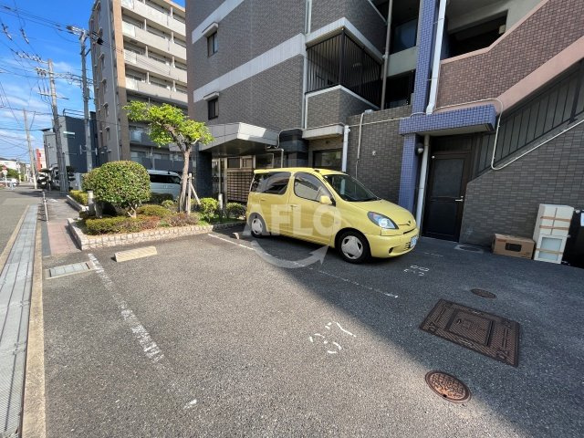 グランディール阪南町Ⅱ番館の駐車場|グランディール阪南町II番館　駐車場