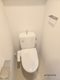 エスリード新大阪ザ・プレミアEAST　仲介手数料無料のトイレ