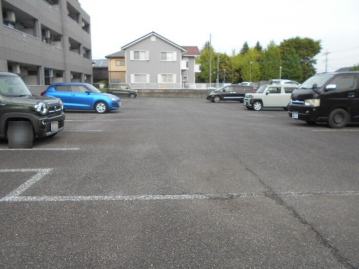 リバーフィールドの駐車場
