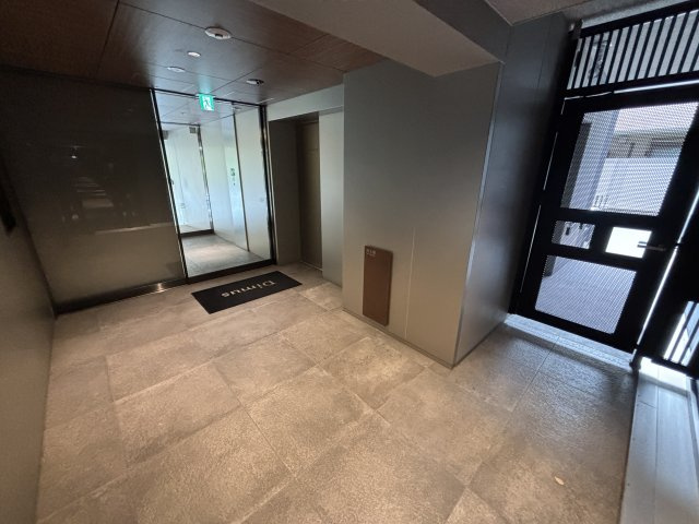 【ロビー】