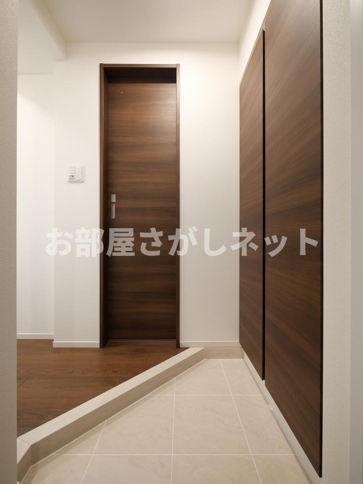 LEXE AZEST横濱関内【おとり物件なし】#学生・社会人にオススメ！初期費用分割払いOK！の玄関