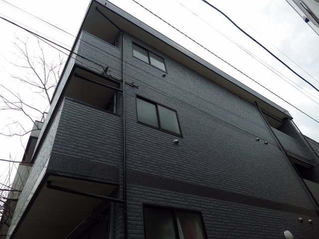 ホワイトヒルズの外観