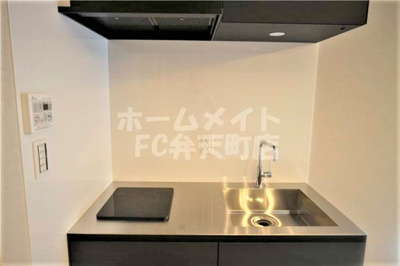 【キッチン】 | リエゾンコート弁天町 | コンパクトなキッチンで掃除もラクラク