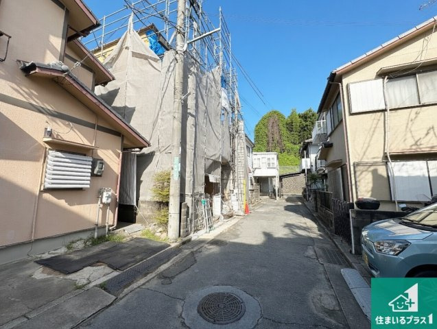 神戸市西区王塚台　第10期　新築一戸建ての前面道路含む現地写真|周辺は落ち着いた街並みの住宅地！子育てがしやすい住環境です！まだ未完成ですが、現地でしかわからない事もございます。是非一度ご覧ください。