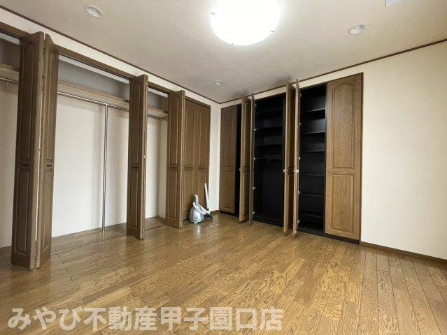 貸家　西宮市甲子園砂田町の収納