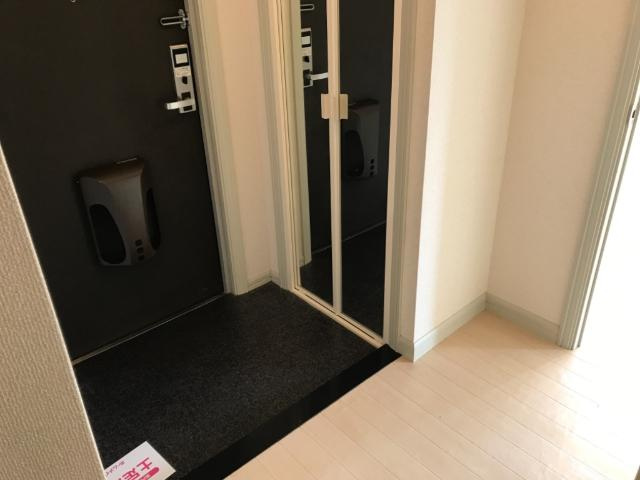 ハーフバレーⅡの玄関|玄関