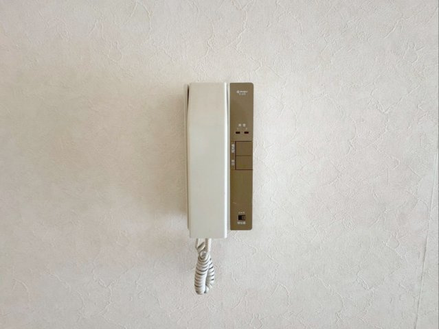 Ａｒｃｈｅ（アルシュ）の防犯設備|《オーナーチェンジ》インターホン