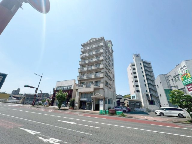 Ａｒｃｈｅ（アルシュ）の外観|《オーナーチェンジ》前面道路含む現地写真