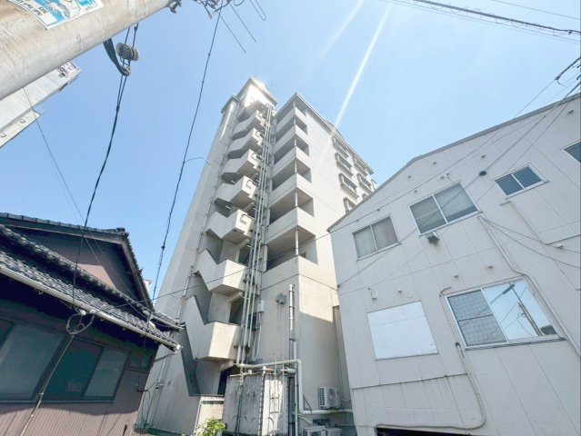 Ａｒｃｈｅ（アルシュ）の外観|《オーナーチェンジ》単身世帯のニーズが強い1Rの間取りです！