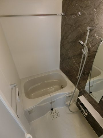 ラヴィエベール　Ｂの浴室