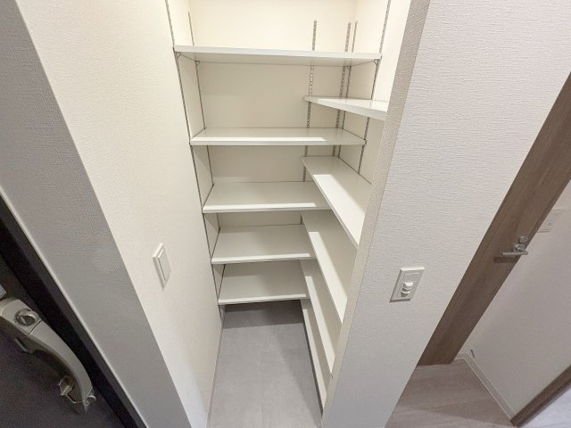 プランドール新北野の収納