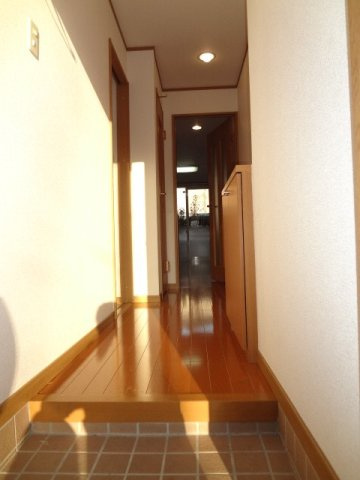 熊本市中央区坪井６丁目のアパートの玄関|シンプルで使いやすい玄関です