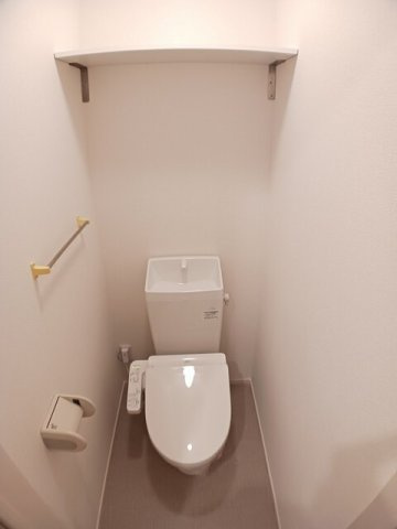 熊本市中央区坪井６丁目のアパートのトイレ|落ち着いたトイレです