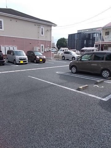 熊本市中央区坪井６丁目のアパートの駐車場|駐車場完備です